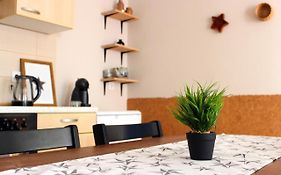 Elizabet Home Apartment - Free Parking